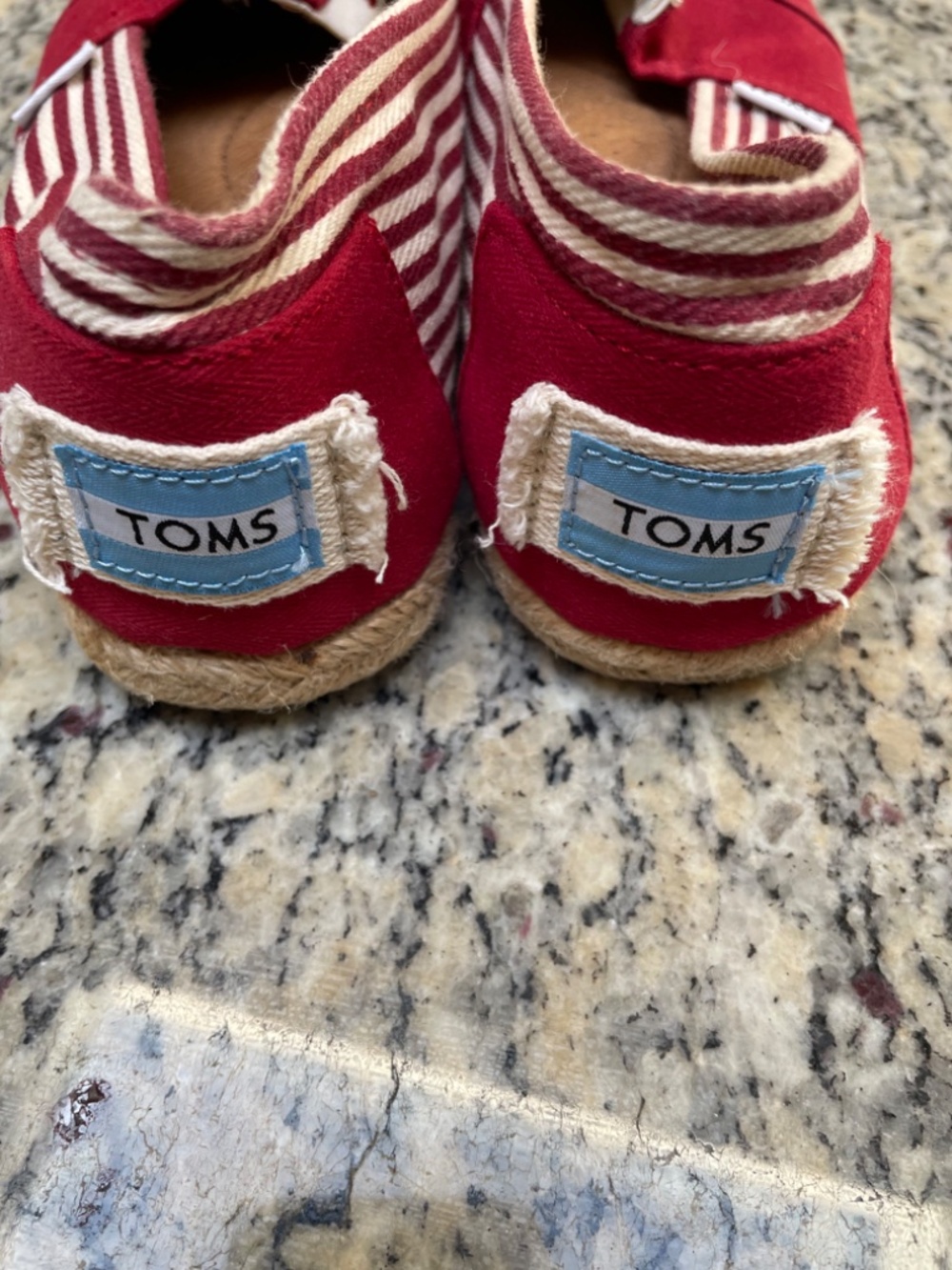 Tom's Classic Red Slip on Shoes 8.5 - Picture 5 of 5